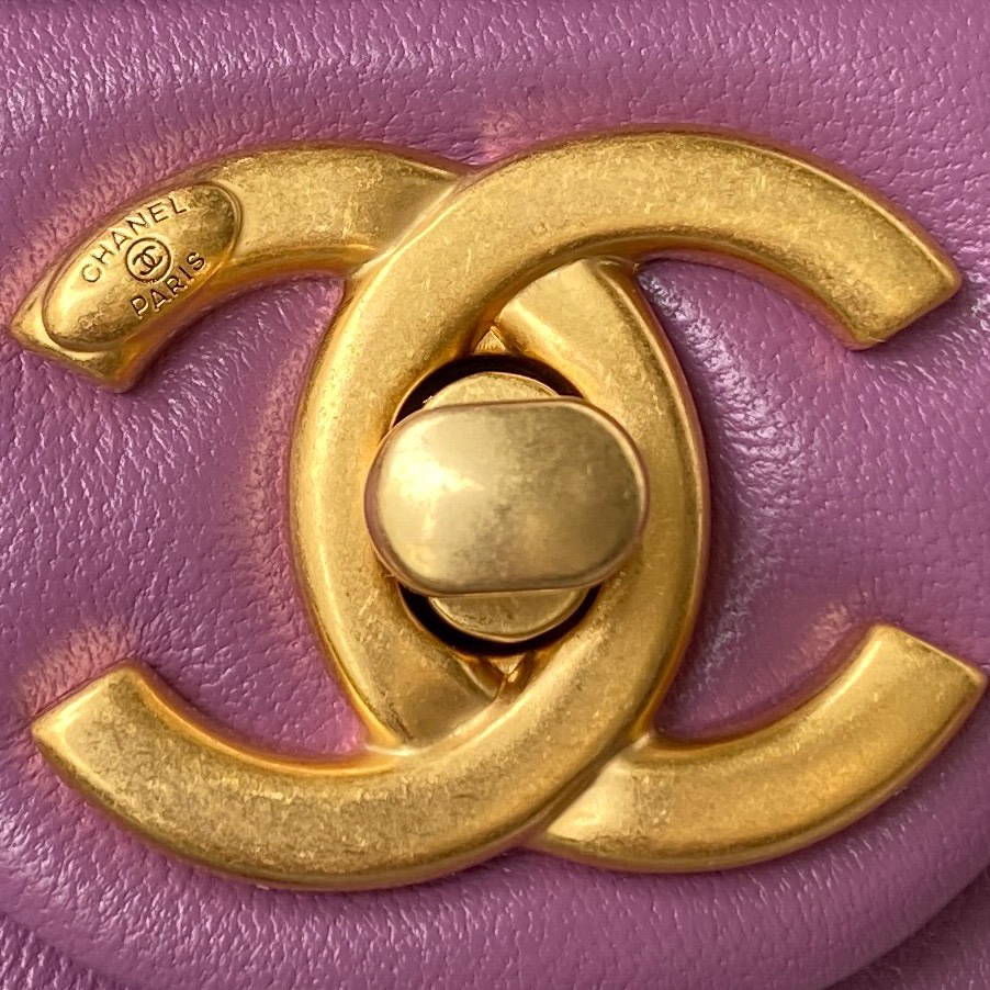 Ch**el flap bag with big chain leather purle 22 × 5 × 15.5 cm