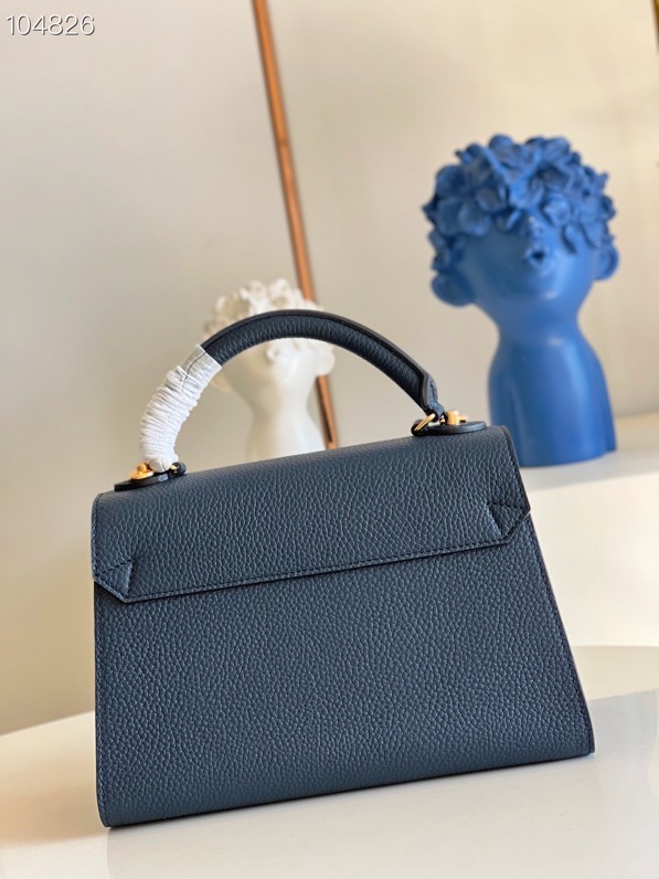 l0vis Vvtt0n twist one handle mm taurillon leather blue marine m57090 29 x 21 x 12 cm