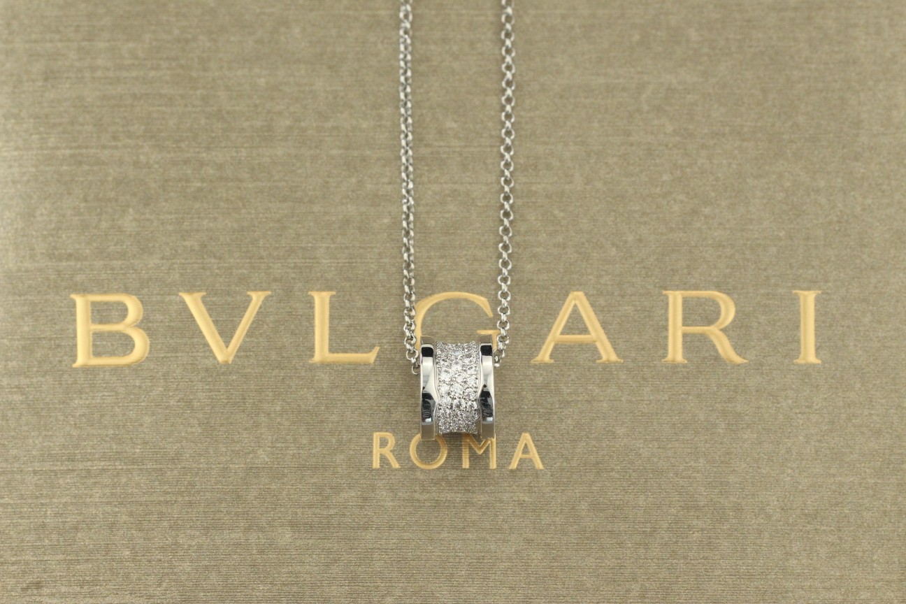 Bv1g*ai necklace 02