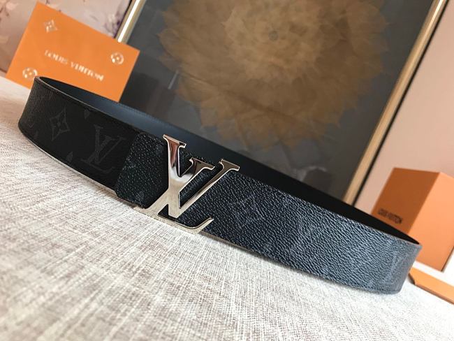 l0vis Vvtt0n monogram eclipse initiales belt silver-tone metal size 4 cm