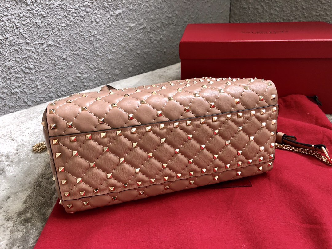 Va1e*ntin0 garavani rockstud spike tote bag beige 26 x 13 x 20 cm