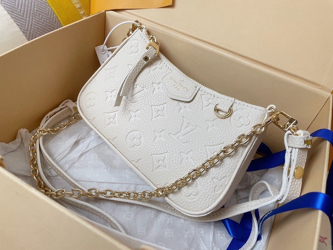 LV Easy Pouch On Strap M80349 Crème White 19 x 11.5 x 3 cm