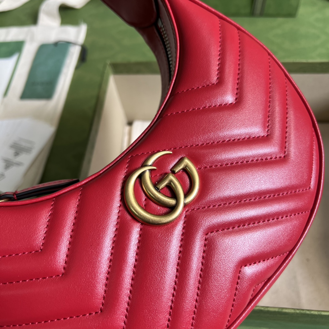 GG Marmont half-moon-shaped mini bag Red 699514 – 21.5 x 11 x 5cm