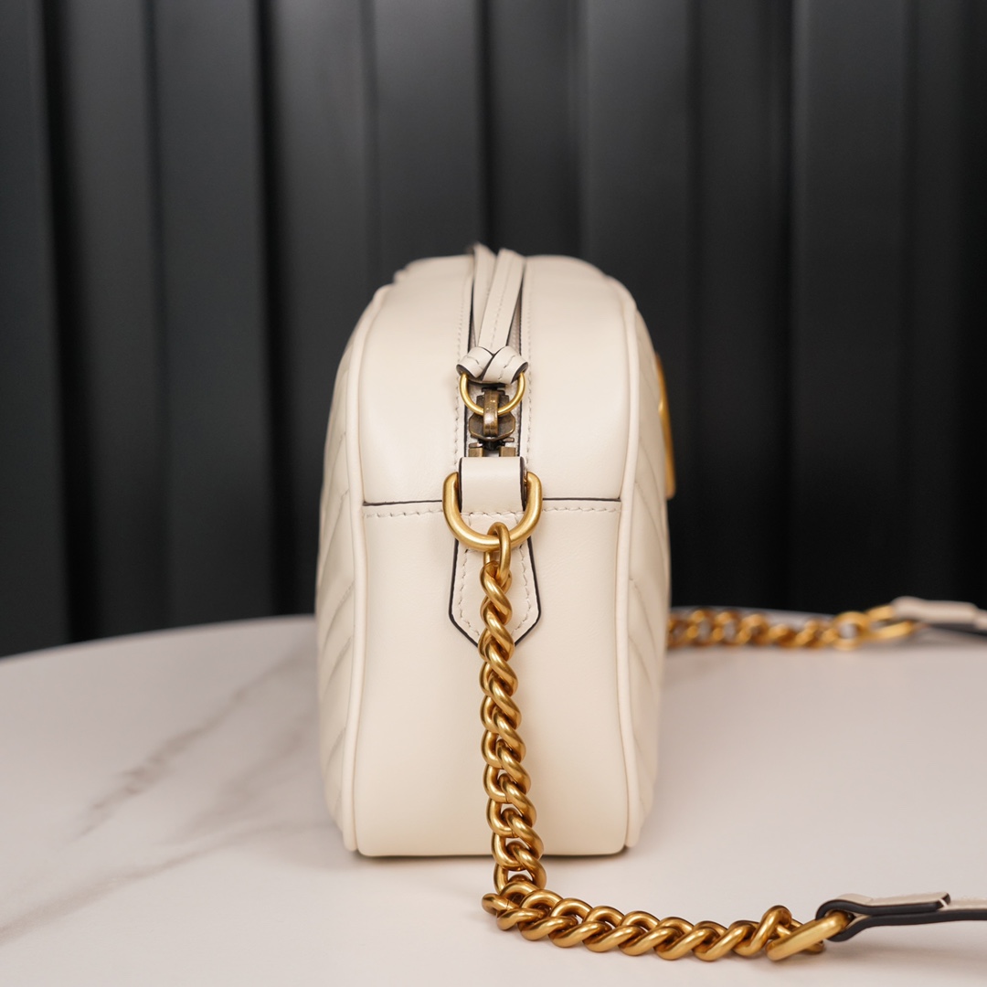 GG Marmont small matelassé shoulder bag (The camera bag) White 447632 - 24x13x7cm