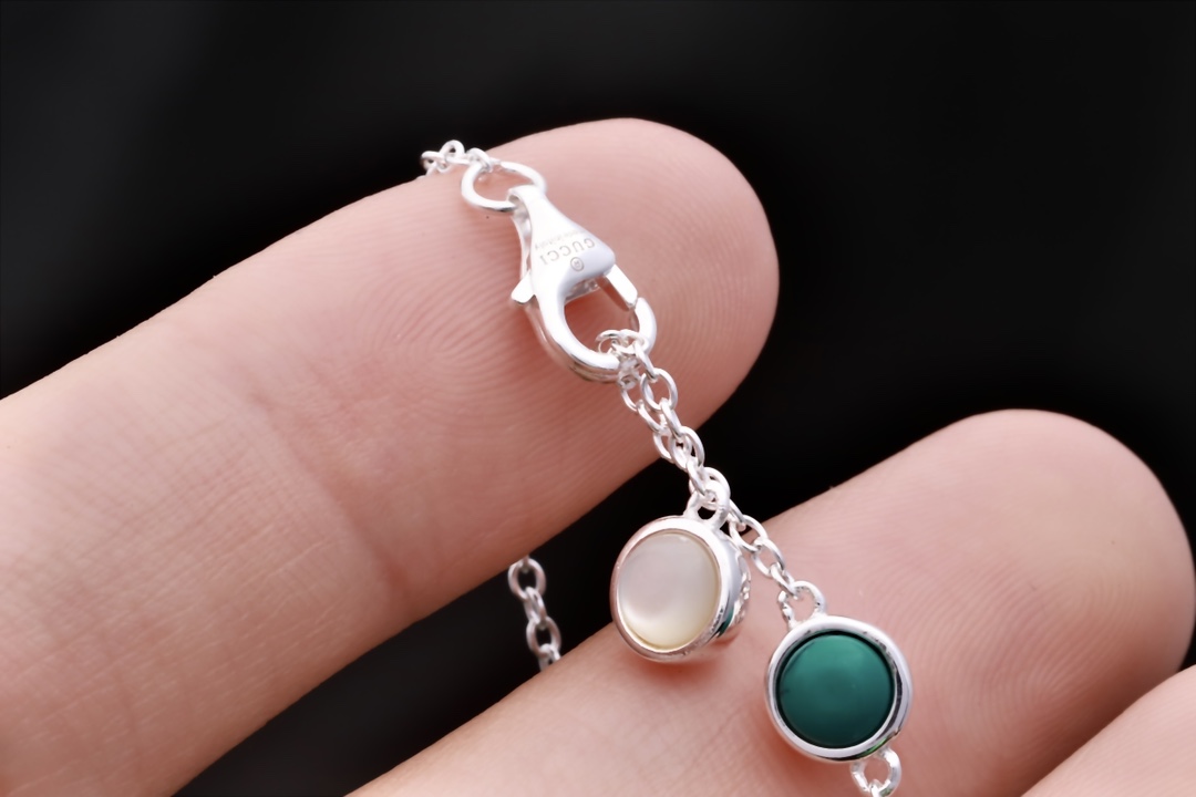 Gvc*1 necklace 001