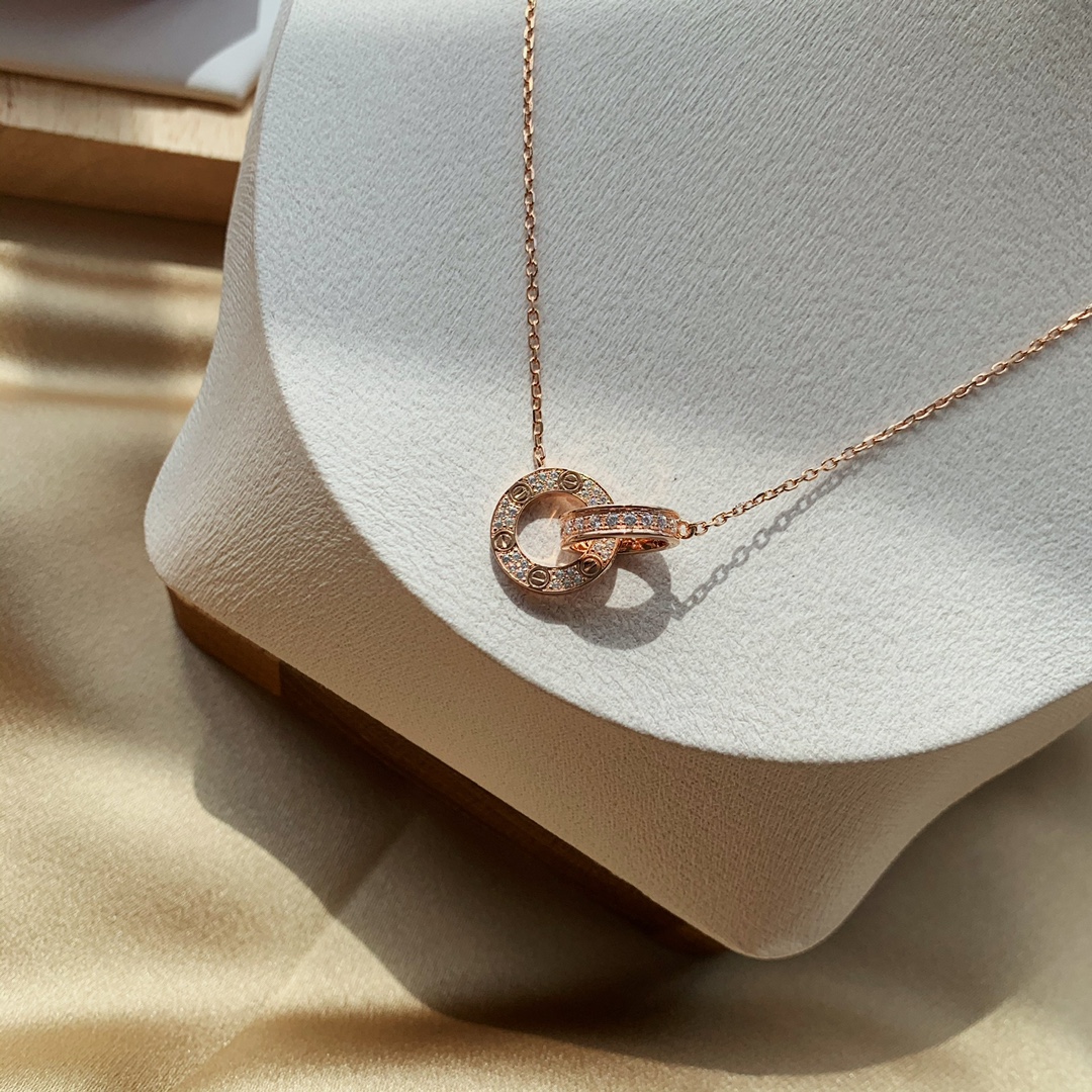 Ca*t1er necklace love golden 002