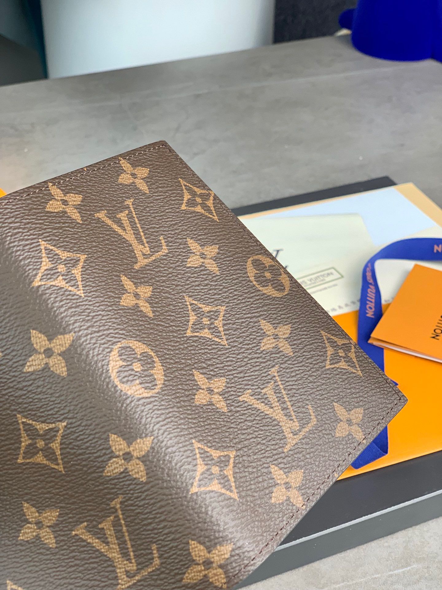 LV wallet M64502 10x14cm